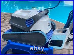 Dolphin S200 automatic pool robotic cleaner