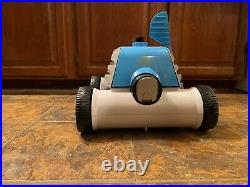 Robotic pool cleaner, automatic, battery powered, rechargeable, easy to use